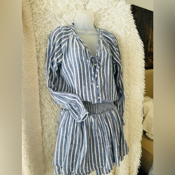 Rails stripped 💙Gauze Long Sleeve mini Dress
Elastic waist - Picture 5 of 9